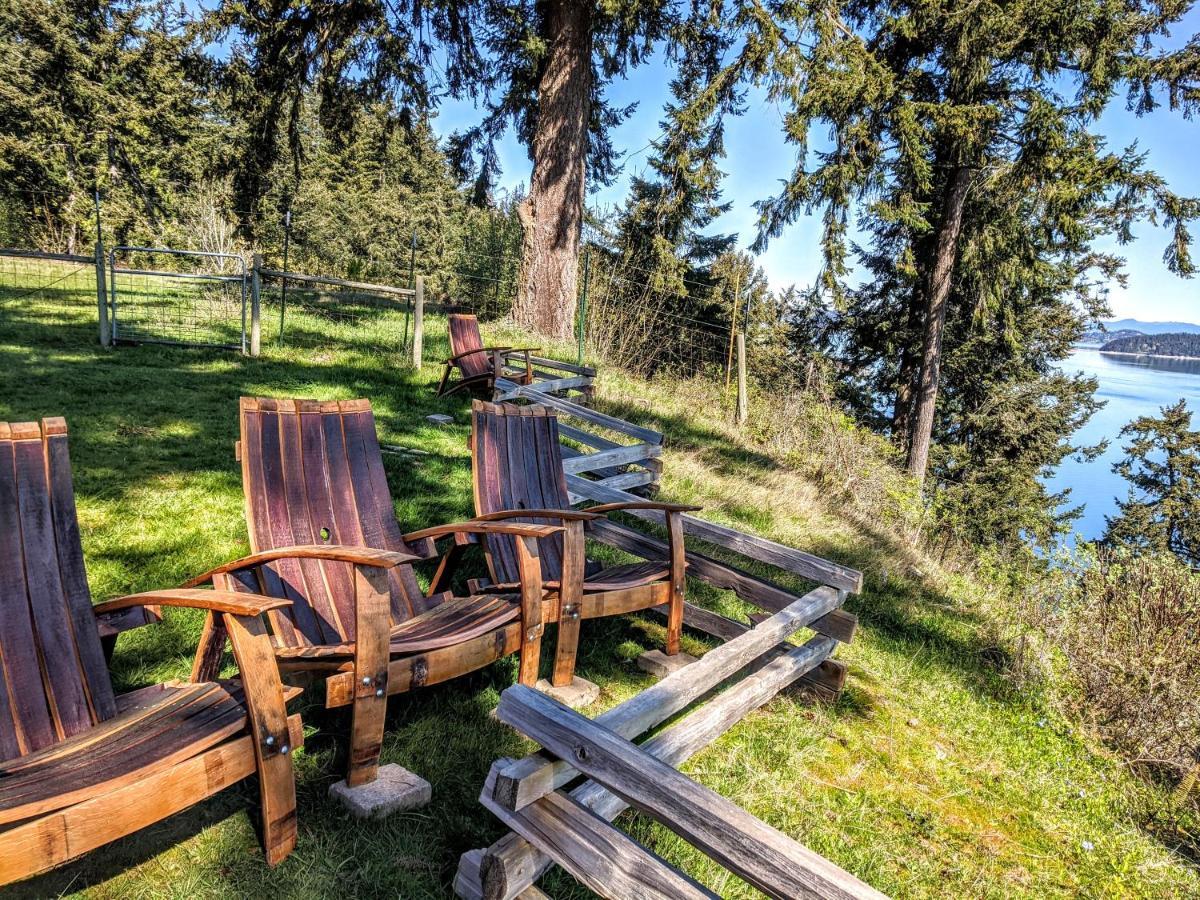 The Bluff On Whidbey Bed & Breakfast Oak Harbor Exterior photo